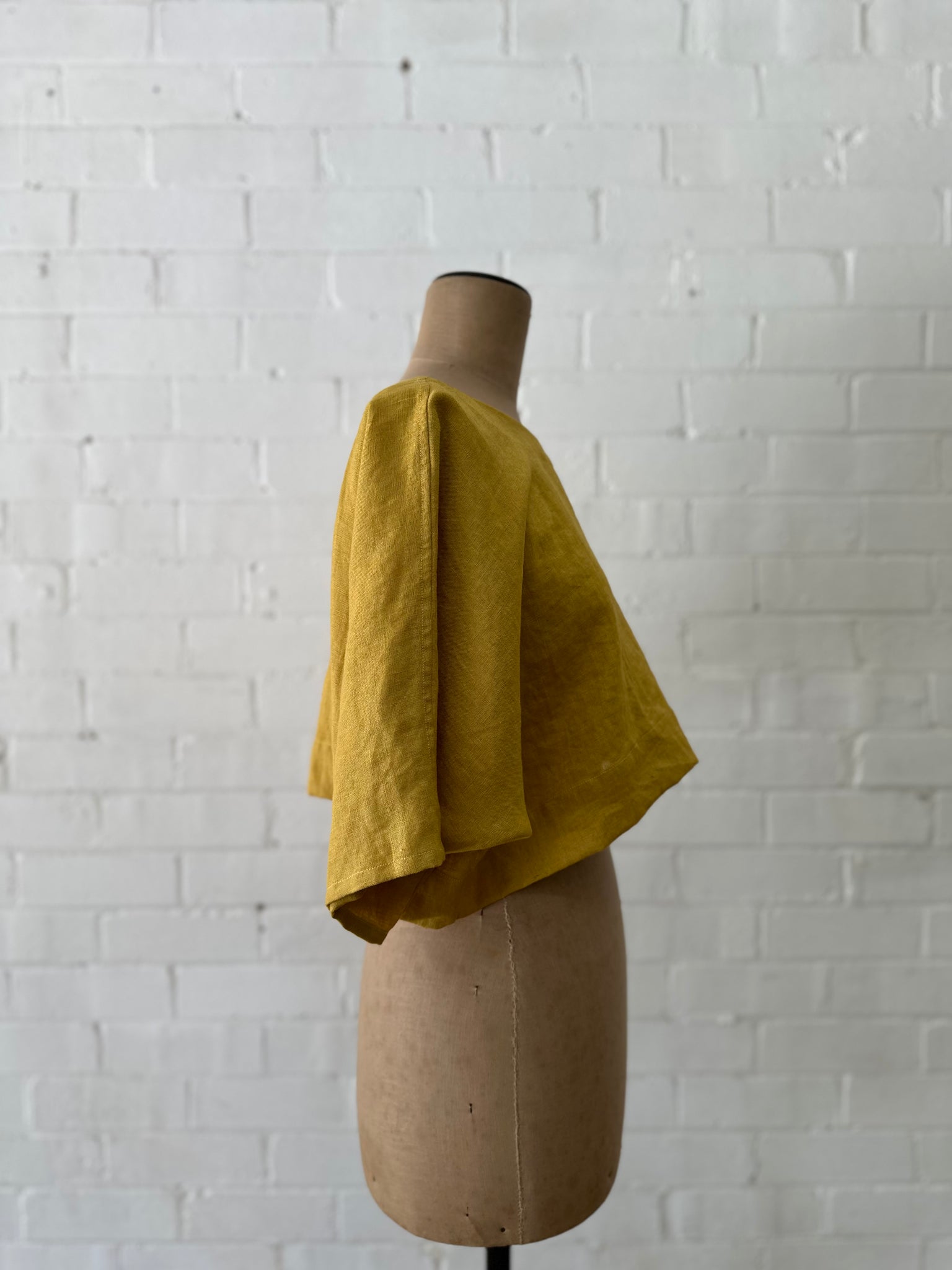 Amélie Crop - Mustard Linen