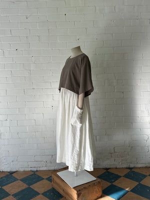 Leia Top - Cropped in Olive Tencel/Linen