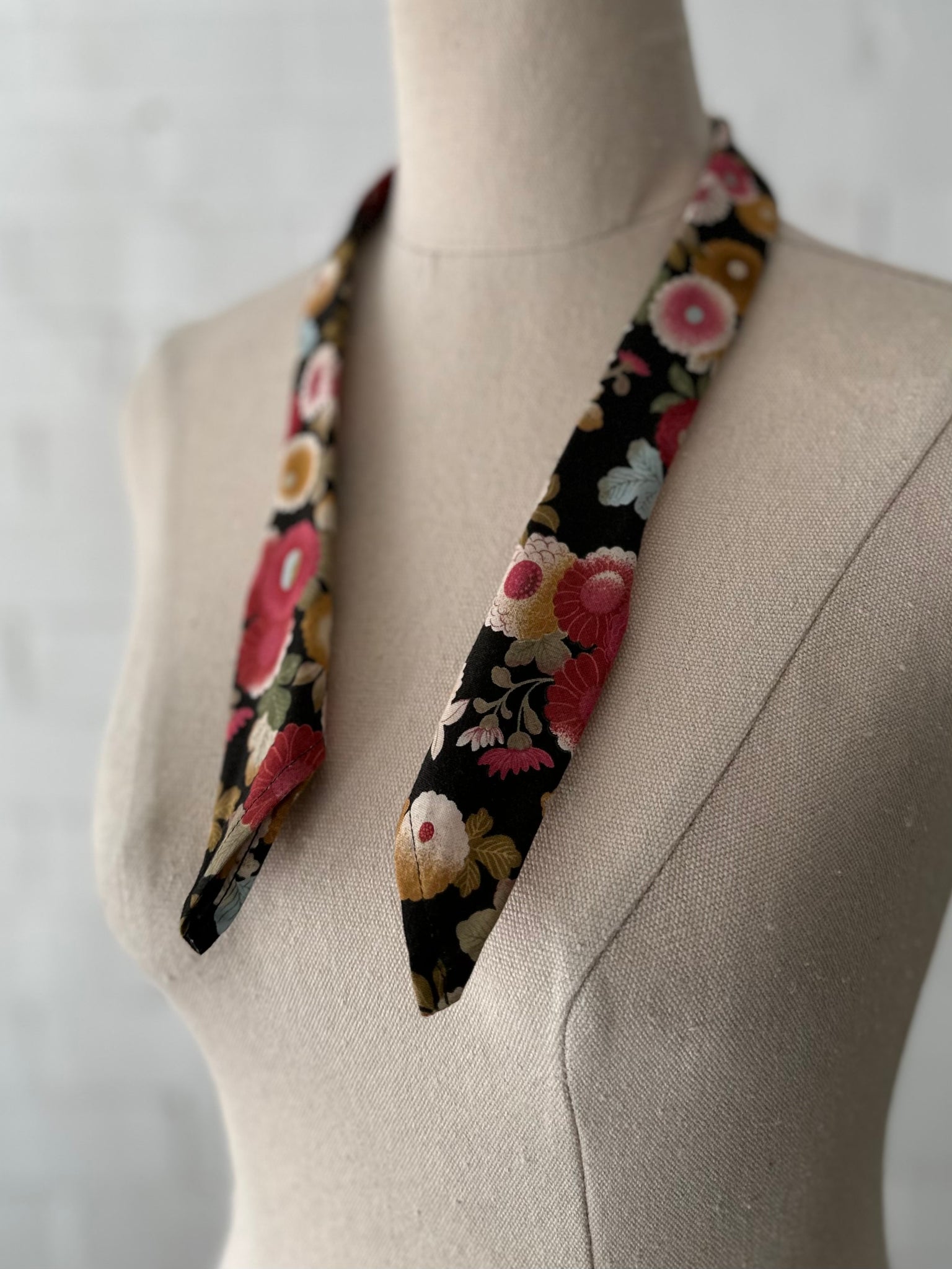 Benedictine tie - Japanese Cotton - Floral