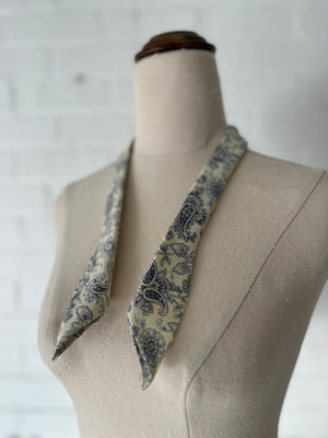 Benedictine tie - Paisley White/Blue - Vintage Cotton