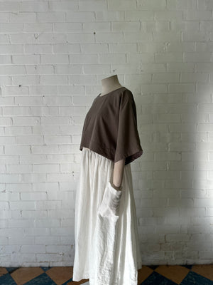 Leia Top - Cropped in Olive Tencel/Linen