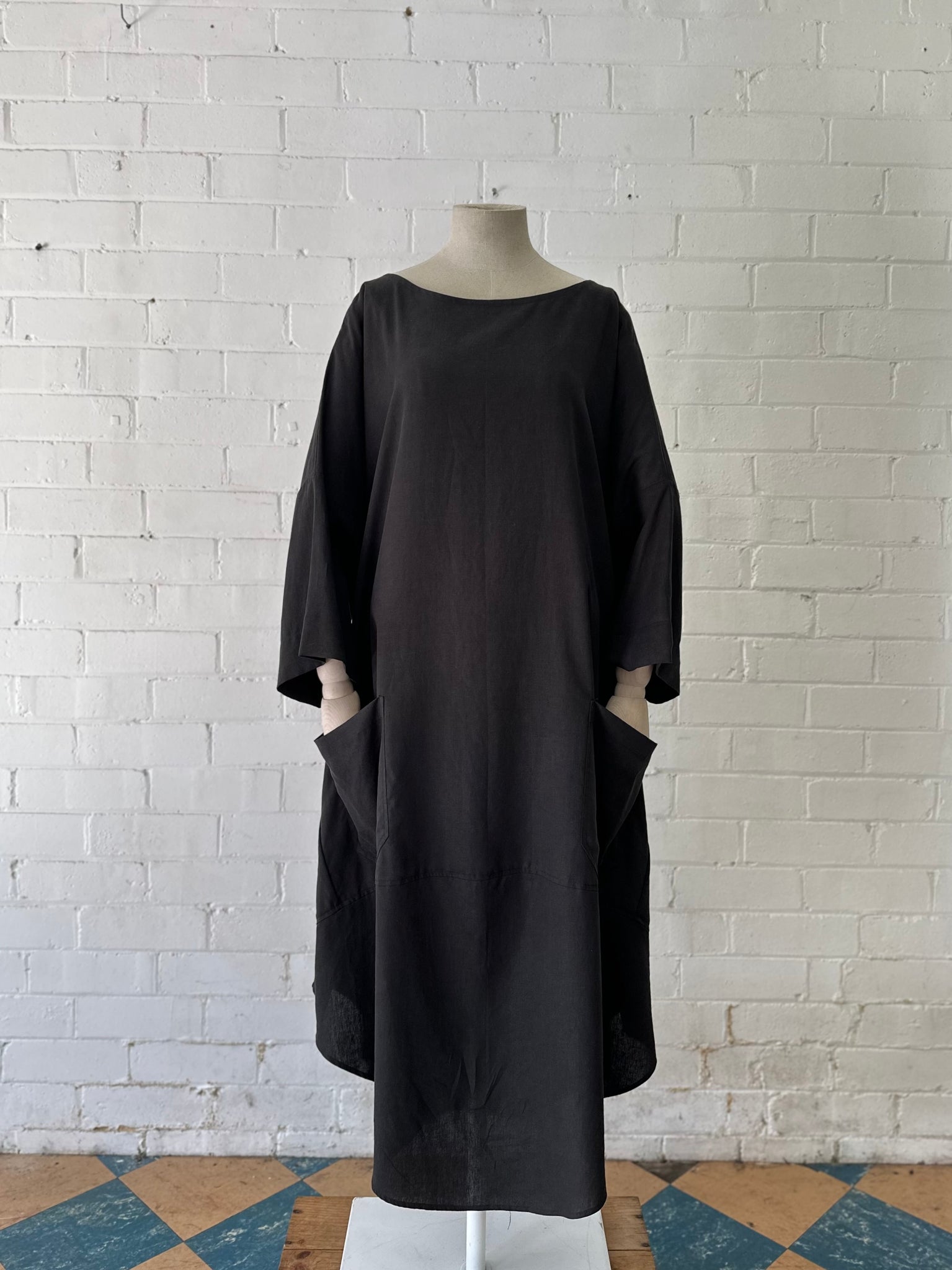 Loma - Black Tencel/Linen