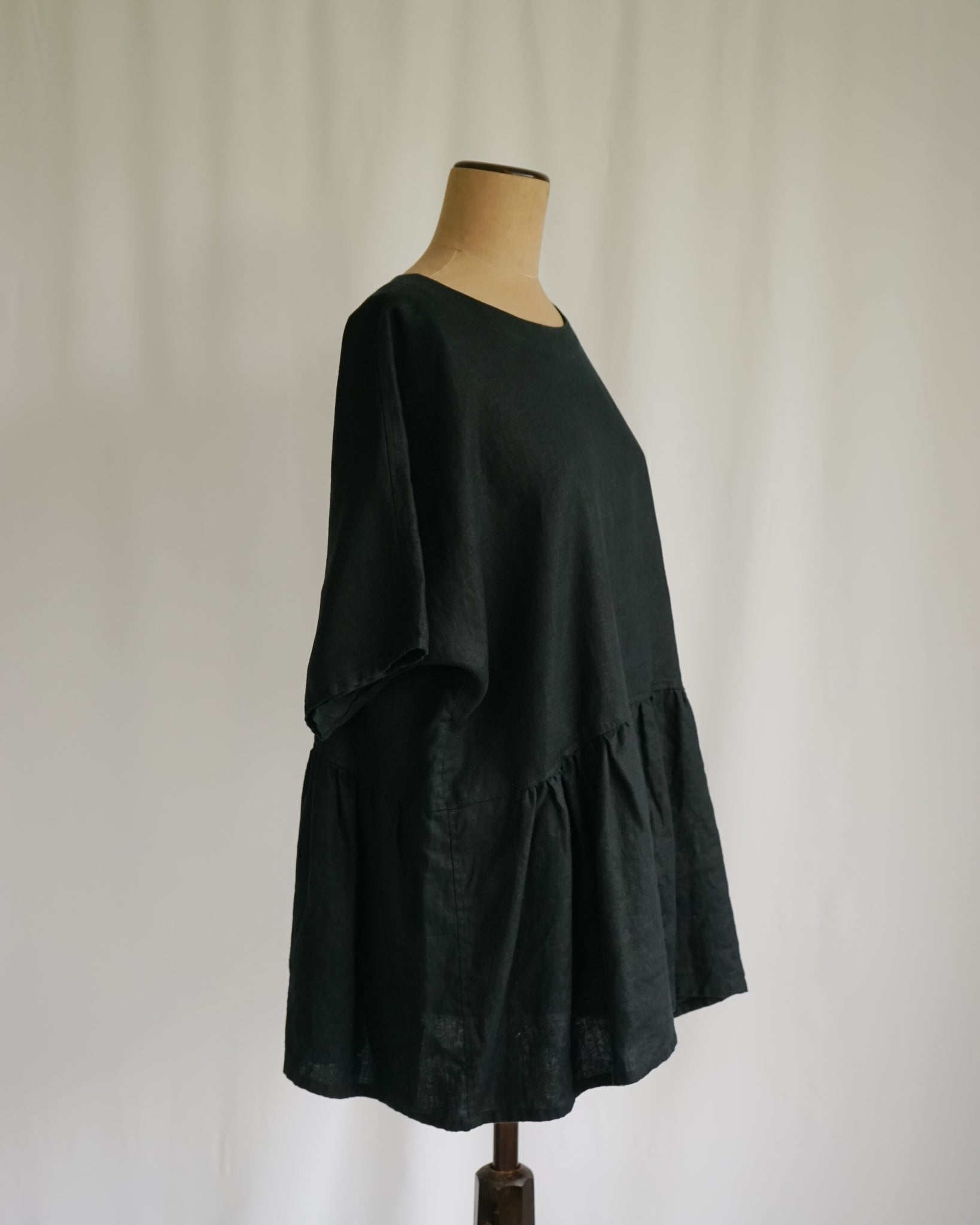 Black Linen - Peplum Dress / Top