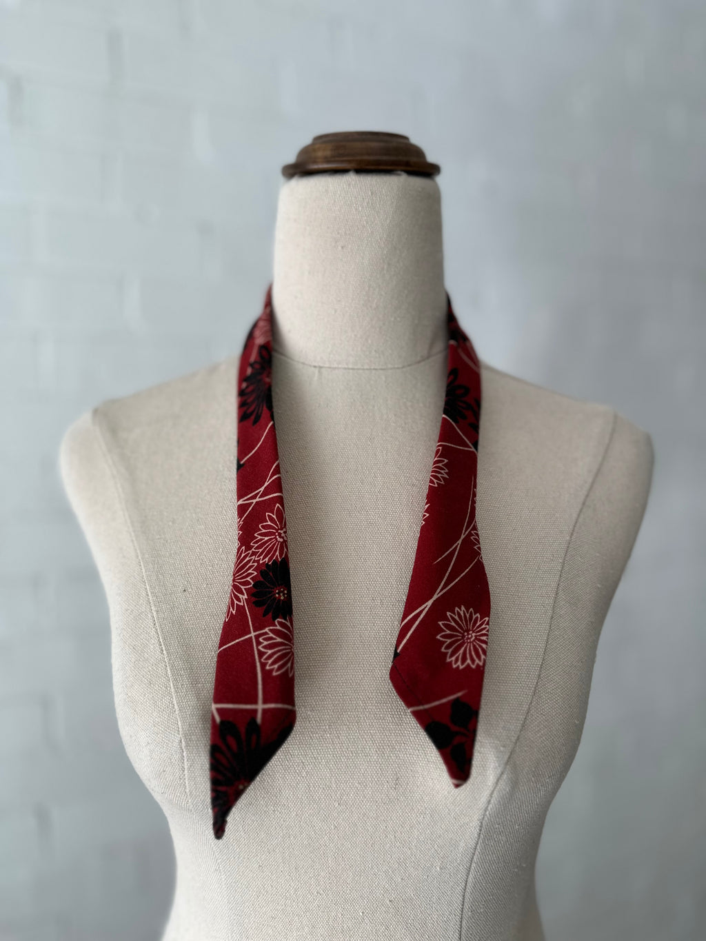 Benedictine tie - Japanese Cotton - Red Floral